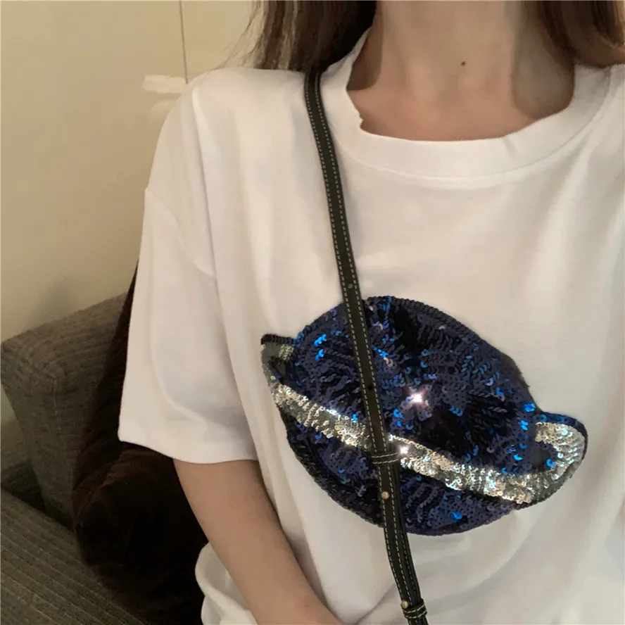 Женская футболка с круглым вырезом черно белая Свободная Повседневная коротким