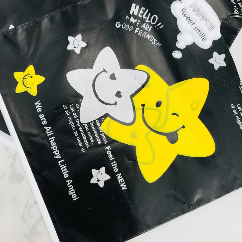Black Yellow Five-pointed Star 15x20cm Plastic Gift Bag With Handles Jewelry Handle Bags For Shops 100pcs | Дом и сад