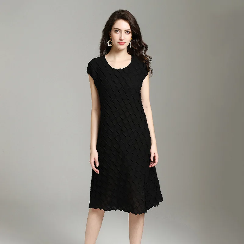 Женское платье с коротким рукавом LANMREM плиссированное трехмерным круглым