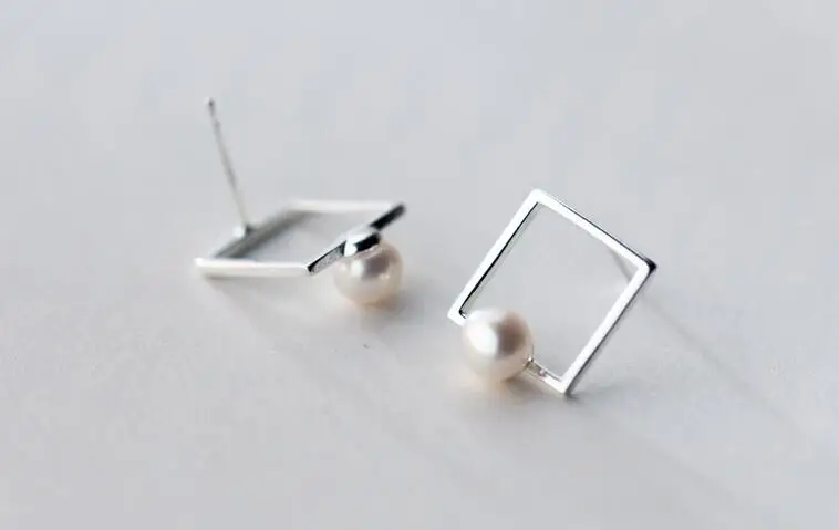 Реальный. Женские серьги гвоздики с натуральным пресноводным жемчугом|pearl stud