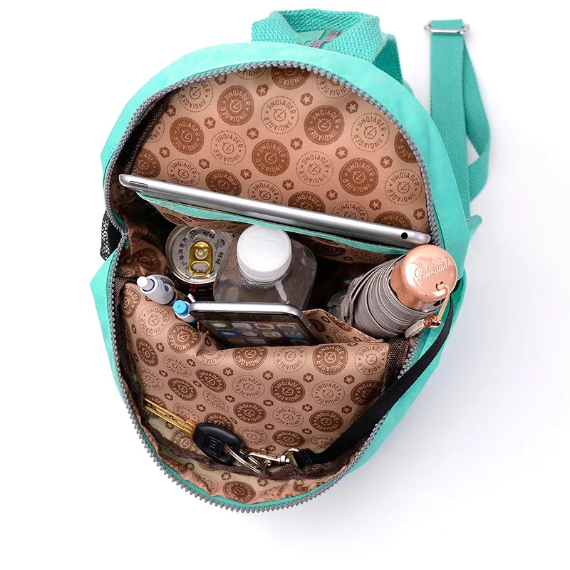 Дорожный рюкзак женский водонепроницаемый нейлоновый для ноутбука школьные