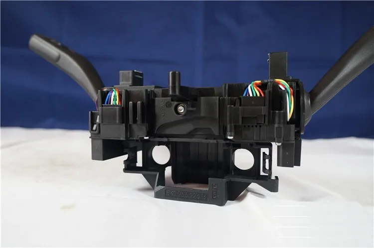 

Polarlander Hot Sale Multi-function Combination Switch 18G953521a Cruise Control Turn Signal Switch for New P/olaris