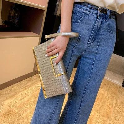 champagne handbags Женский модный клатч сумка дизайнер сумки для женщин маленький день клатч Прямоугольная Сумка-клатч цепи обувь для девочек Сумка через плечо - Цвет: champagne handbags