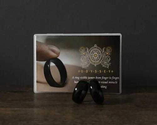 

Odyssey Ring Magic Tricks Funny Close Up Magia Ring Transfer Jumps From Finger to Finger Magia Mentalism Gimmick Props Magicians