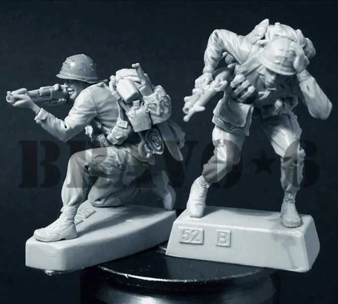 1/35 набор моделей из смолы вьетнамские Военные солдаты (2 шт./лот) неокрашенные