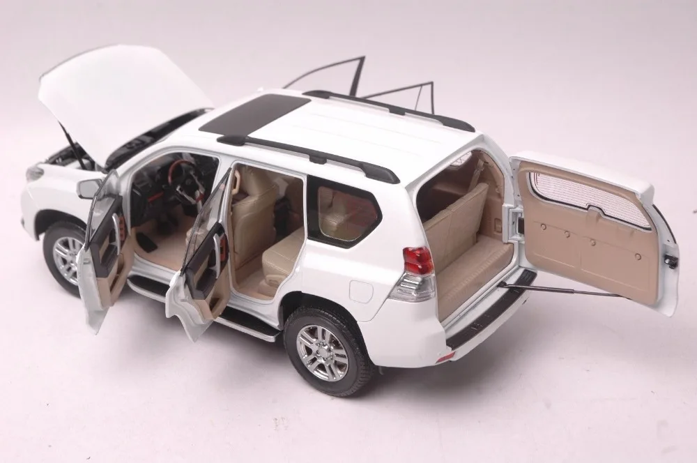 1:18 литая модель для Toyota Land Cruiser Prado 2010 чистый белый внедорожник игрушечный автомобиль миниатюрная Коллекция подарков