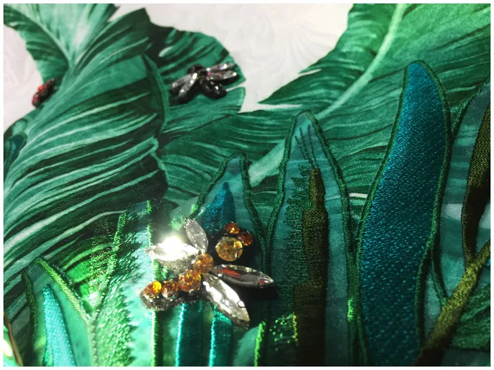 Женское платье с блестками зеленое трехмерным алмазным принтом в виде банановых