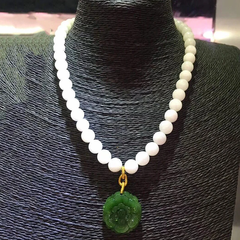 

Fine White Hetian Natural Stone Necklace Carved Green Stone Flower Pendant Bead Sweater Chain Necklace Healthy for Women Jewelry