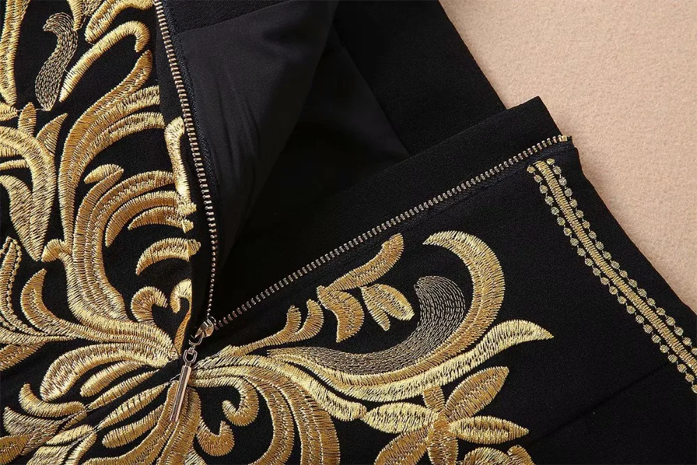2019 Runway Designer Luxury Fashion Skirt Suits Flare sleeve Sweet shirt and Ethnic Vintage Printing mini 2 pieceSet H6412 |