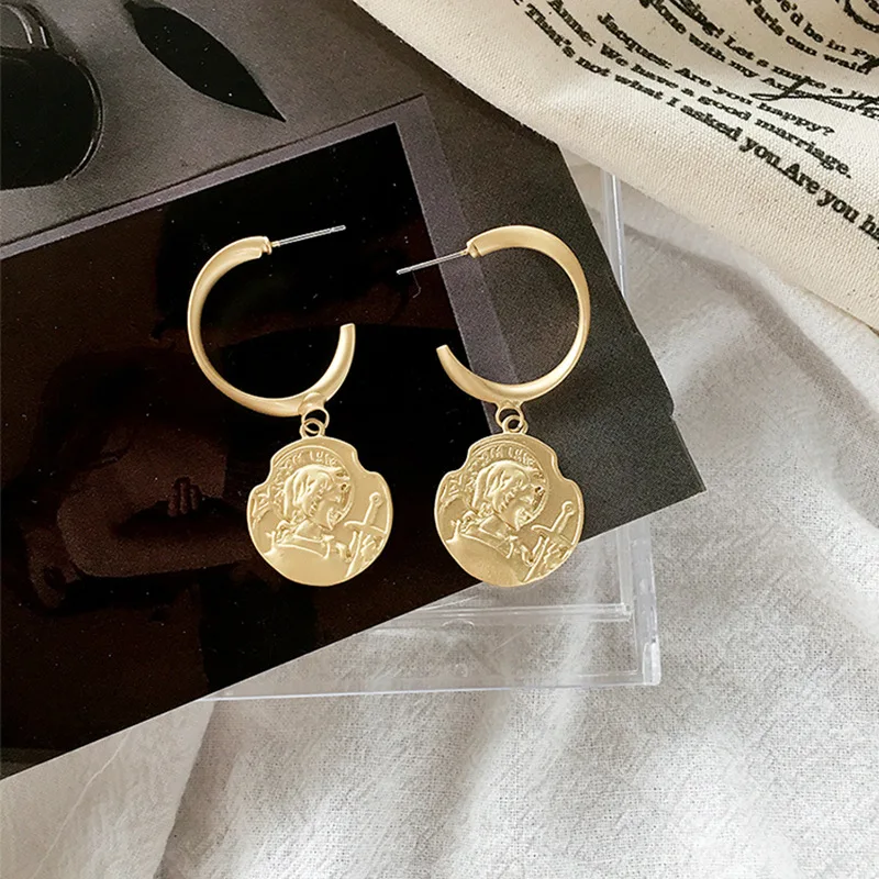 Серьги-кольца женские в Европейском стиле с монеткой и портретом золотые