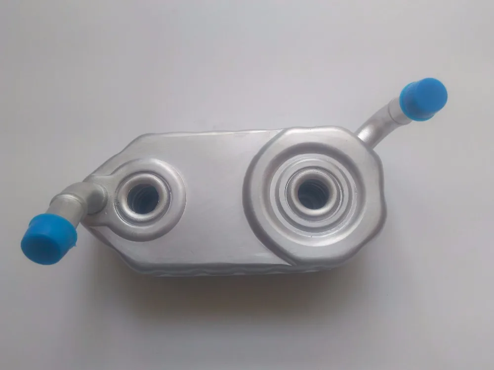 Автоматический масляный радиатор коробки передач для V.W Seat 096409061E 096409061 |