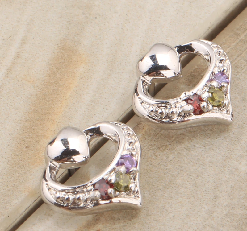 Серьги-гвоздики в форме сердца многоцветные морганит ограниченный выпуск гранат