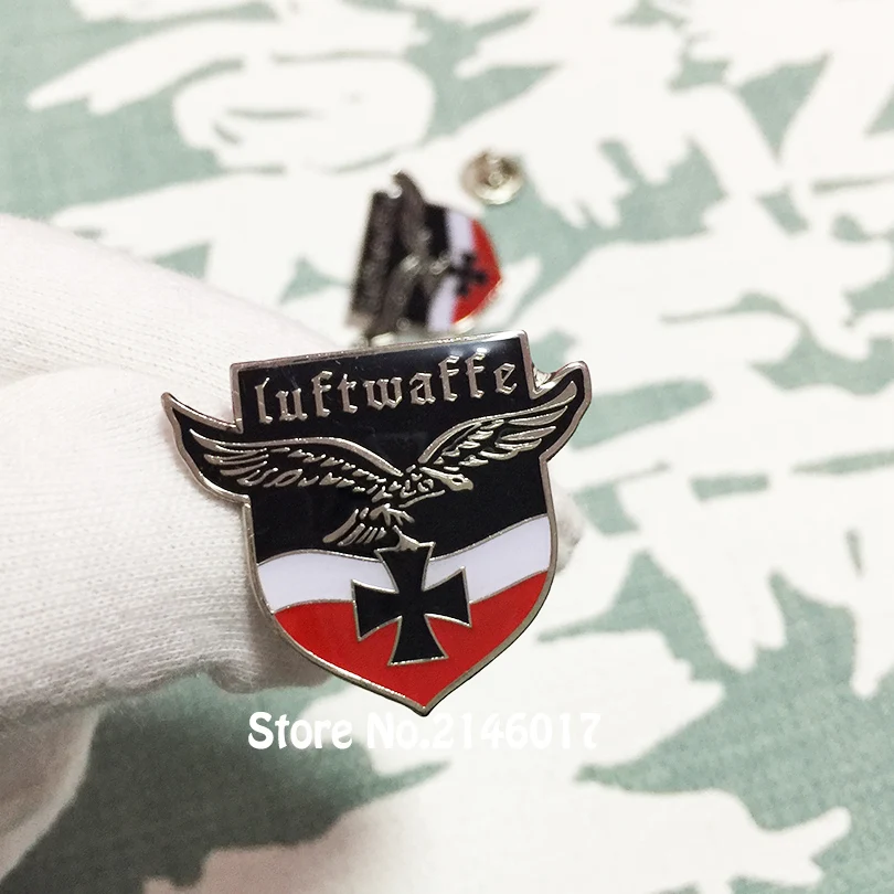 

10pcs Luftwaffe Brooch German Military Lapel Pin Army Empire Eagle Pins and Badges Metal Soviet Badge Soft Enamel with Epoxy