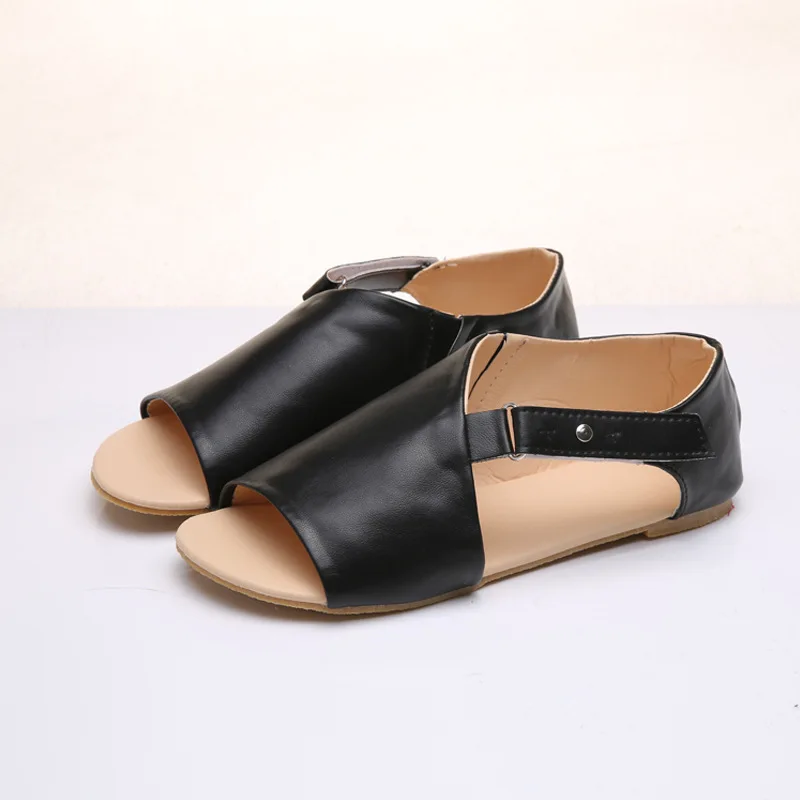 Женские сандалии из искусственной кожи удобные на плоской платформе