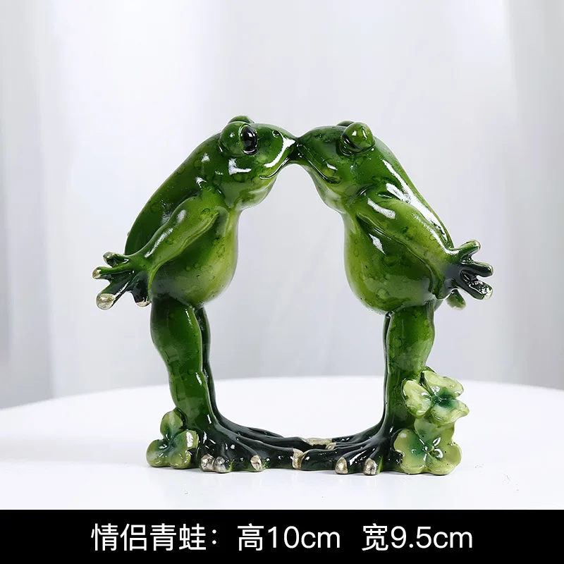 Couple Креативные фигурки лягушек из смолы, настольные поделки, украшения, скандинавский винный шкаф, имитация лягушки, миниатюрный домашний декор, подарки на день рождения - Цвет: Couple