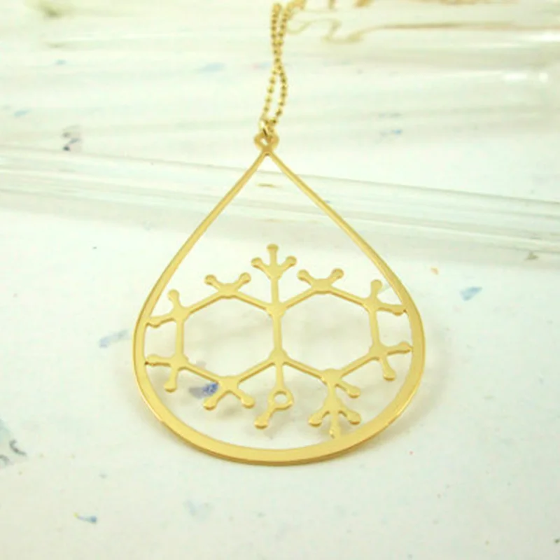 Molecule necklace - scent of rain Chemistry | Украшения и аксессуары