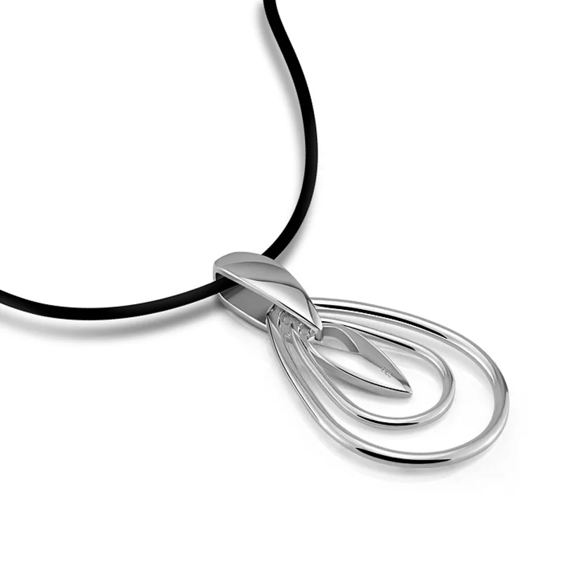 Массивное серебряное ожерелье с большой подвеской 925 пробы. Рождественские