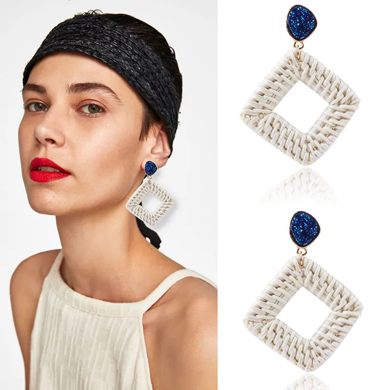 2018 Геометрия деревянный RattanStud Серьги Смола ручной работы полые серьги стержня