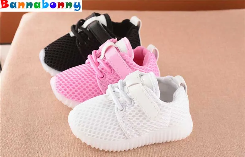 Детская обувь Новинка 2017 года модная детская с подсветкой Светодиодный