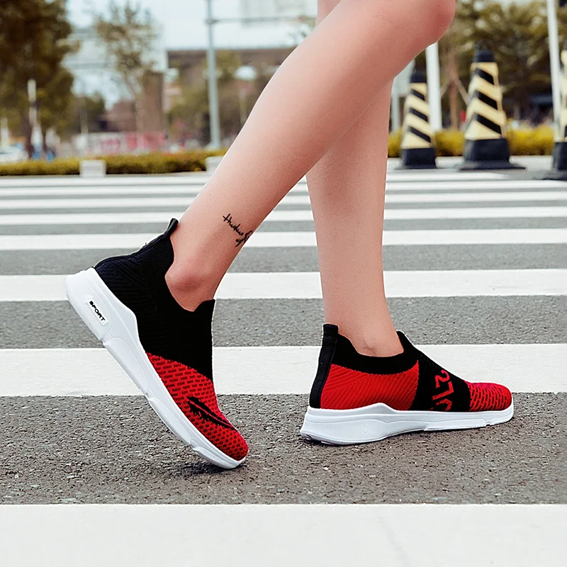 LUONTNOR/Лидер продаж Женские кроссовки для бега Супер дышащие Спортивные Новинка 2018