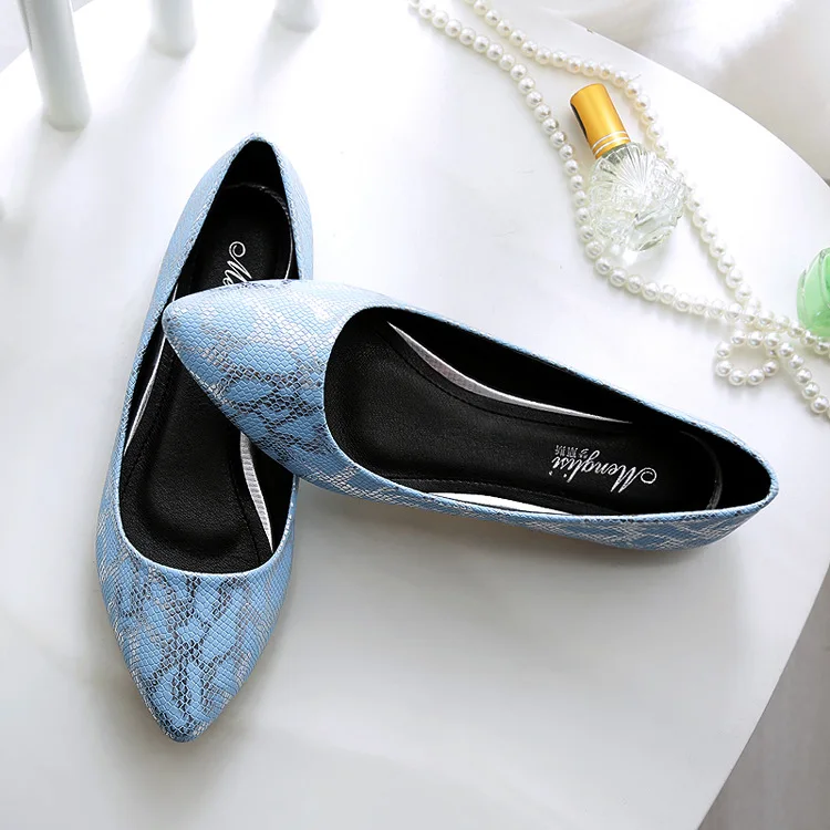 С рисунком под змеиную кожу Женские туфли без застежек с острым носком Женская