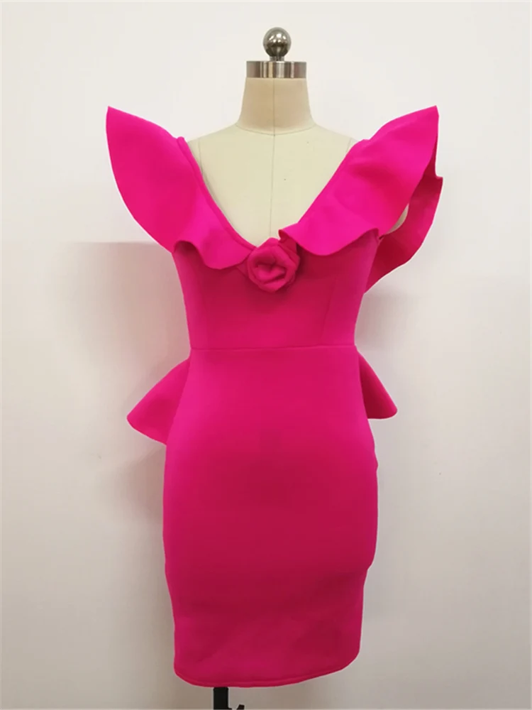 Женское облегающее платье с оборками глубоким v образным вырезом сексуальные