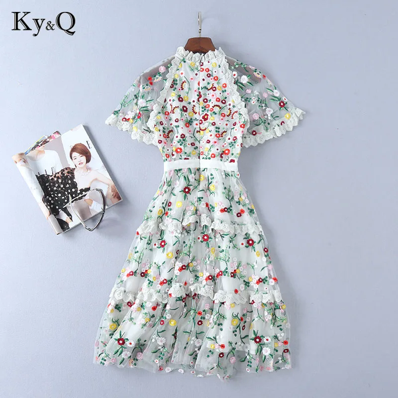 Летние пикантные цветочной вышивкой по колено платье Для женщин 2018 элегантный