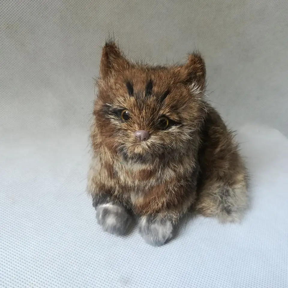 Реалистичная игрушка для кошек полиэтилен и мех около 15x11 см модель лежа кошки