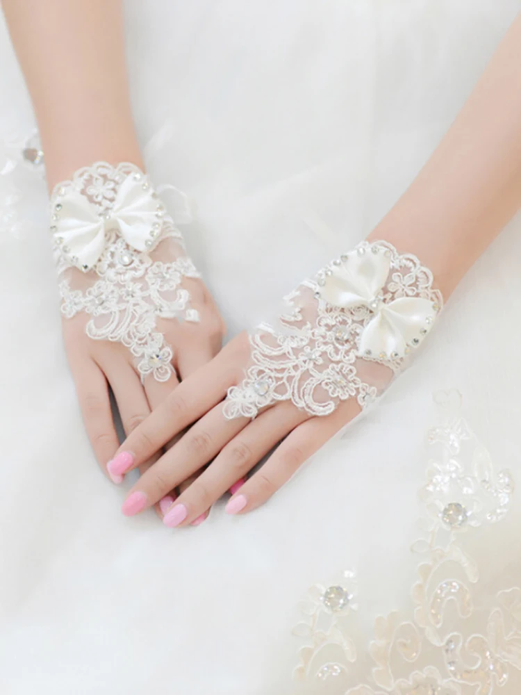

Brides Gloves Rhinestone Lace Bridesmaids Short Gloves Fingerless Floral Bowknot Hand Wearing Mitten