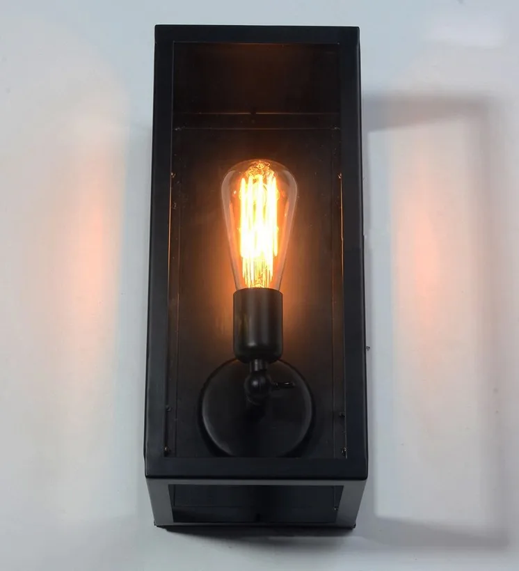 Настенное бра с прозрачной крышкой Уличный настенный светильник в металлической