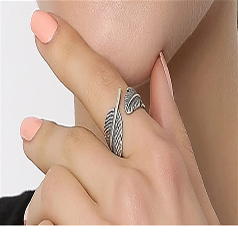 Модное регулируемое кольцо с листьями нейтральное покрытием ювелирное изделие