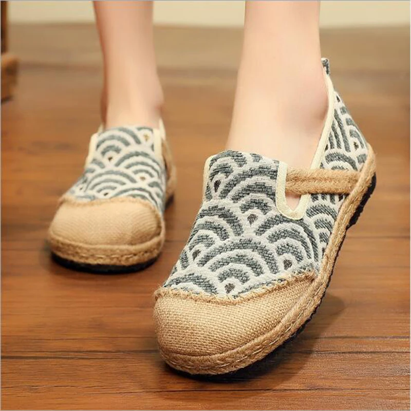 Модная обувь Женские тонкие туфли из пеньковой веревки с закругленным носком