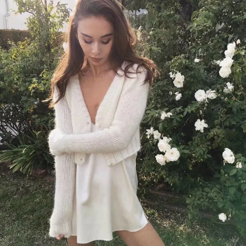 autumn and winter sexy V-neck knit buttonigan sweater pure white fashion short Crochet Knit Sweater Coat Female leisure Tops |