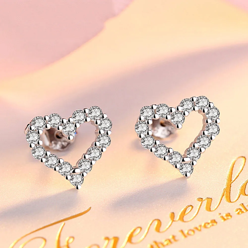 

Женские серьги-гвоздики из серебра 925 пробы