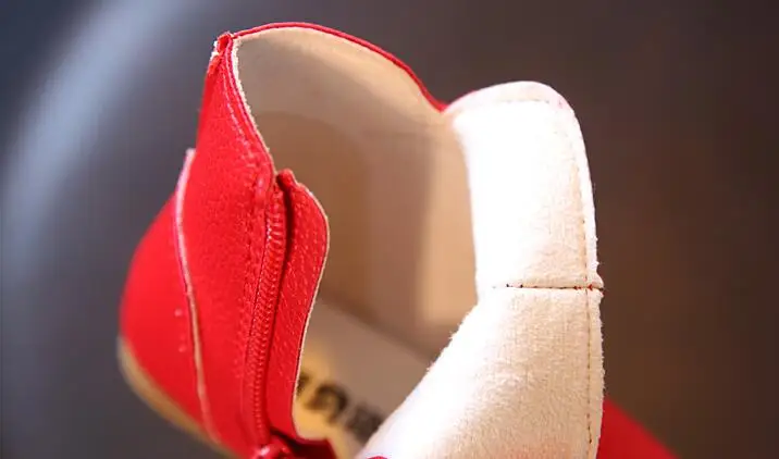 Surprise Wholesale New Children's Snow Boots Kids Plush Warm shoes Baby Red Pink Winter Enfatnts |