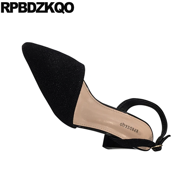 Женские босоножки без шнуровки черные туфли с острым носком на толстом массивном