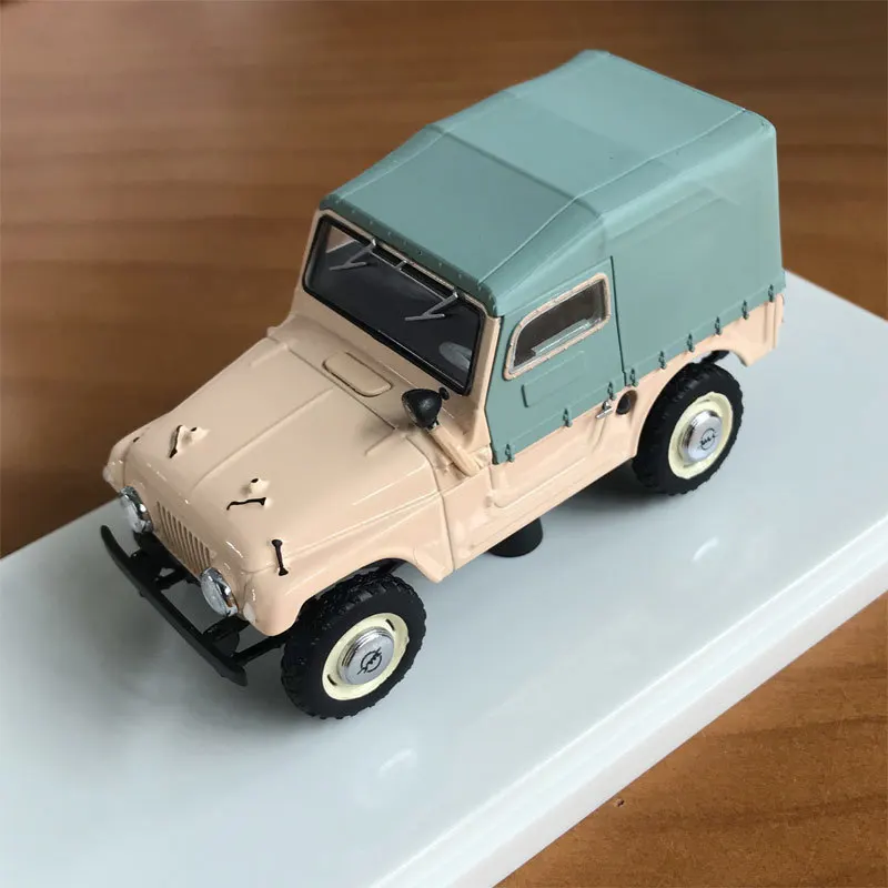 C Редкий специальный литой металл 1/43 советская русская винтажная Автомобильная настольная демонстрационная модель - Цвет: C