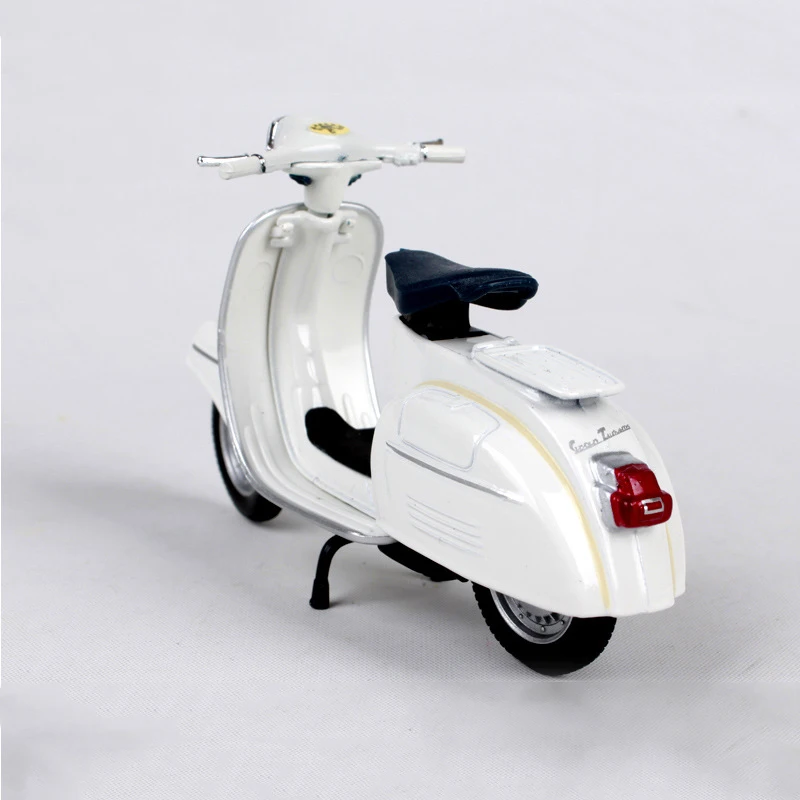 Модели мотоциклов Maisto 1:18 VESPA Piaggio 1966 125GT модель велосипеда база литые мото детская