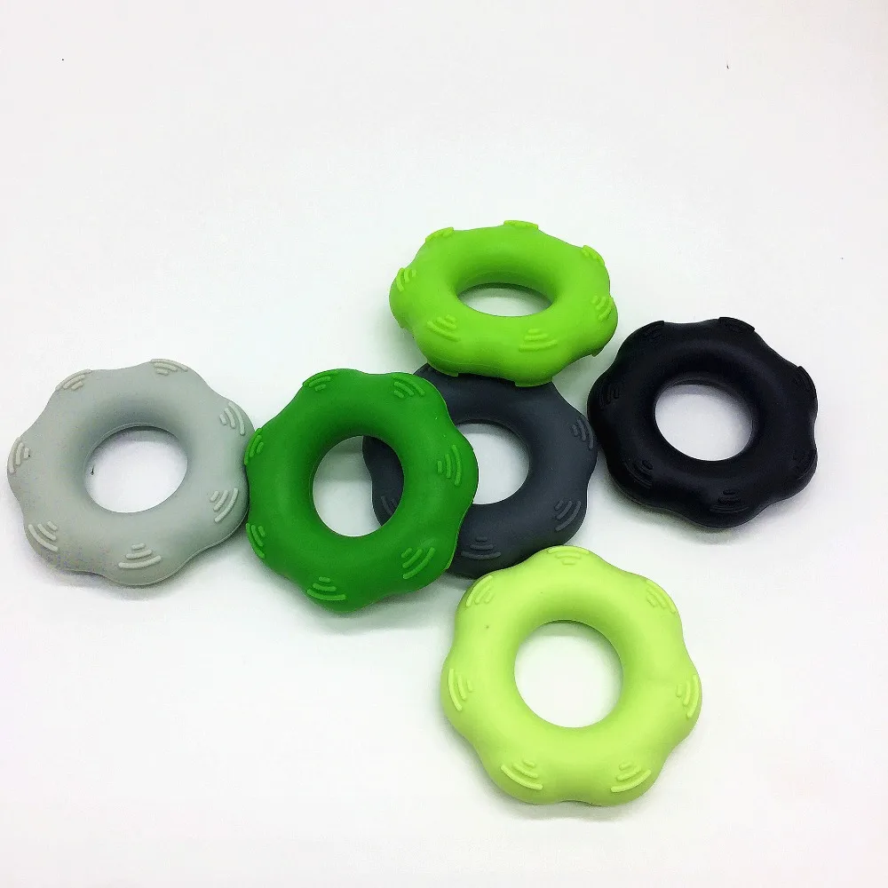 

Finger Training Band Stretcher Silicone Hand Resistance Bands 3 Levels Finger Grip Trainer Set for Arthritis Guitar and Climbing