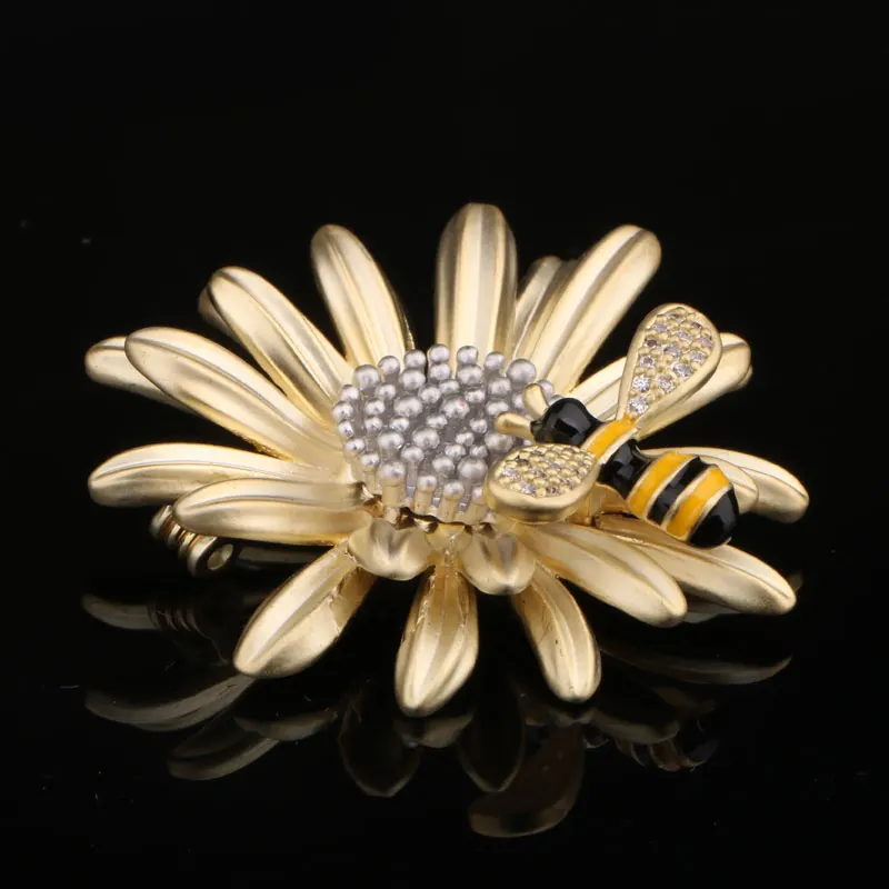 CHUKUI Yellow Enamel Sunflower Brooch Pins Zircon Flying Insect Bee Brooches For Women Daily Clothes Accessories | Украшения и