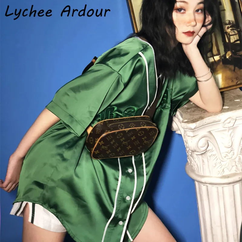 Lychee Ardour рубашка с вышивкой буквами и v образным вырезом однобортная Женская