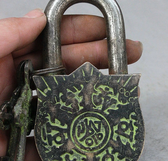 Старый тибетский буддизм бронза Сарасвати квань-Инь богиня Будды статуя с