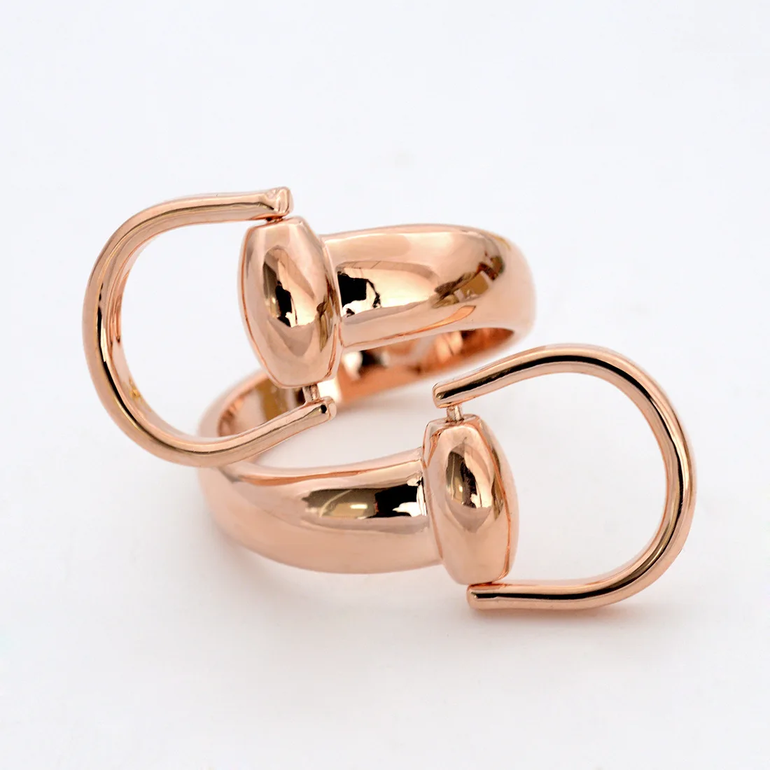 Зажим для шарфа Jewelry аксессуары Шелковый платок Медь с золотым кольцом Роскошный клип Пряжка для шарфа простой для Для женщин девушка подарки