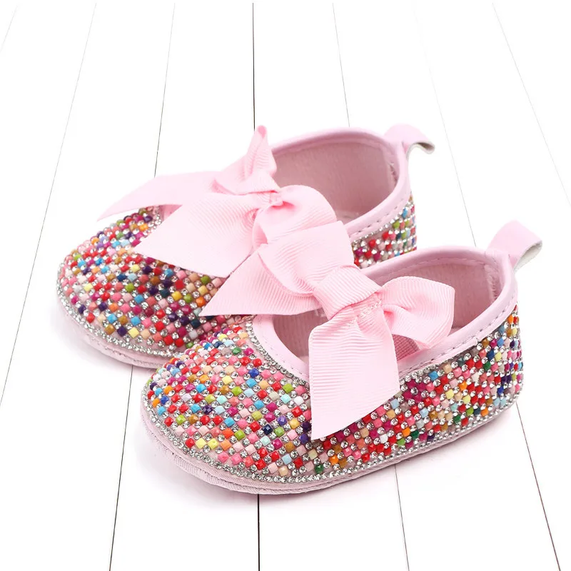 

2020 Fashion Rhinestone baby shoes princess First Walkers bling Soft Sole Girls sneaker infant Butterfly-knot Moccasins