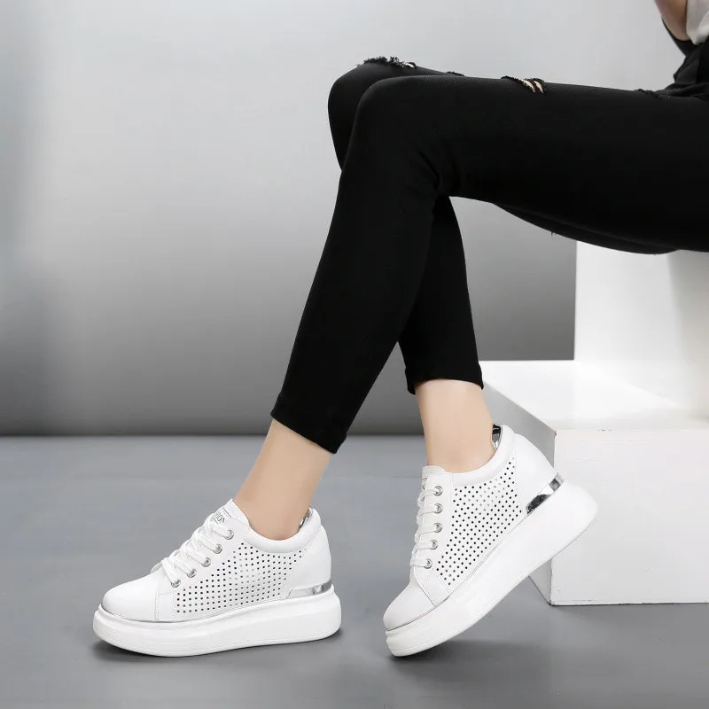 Кроссовки женские на платформе и скрытом каблуке кожаные повседневная обувь
