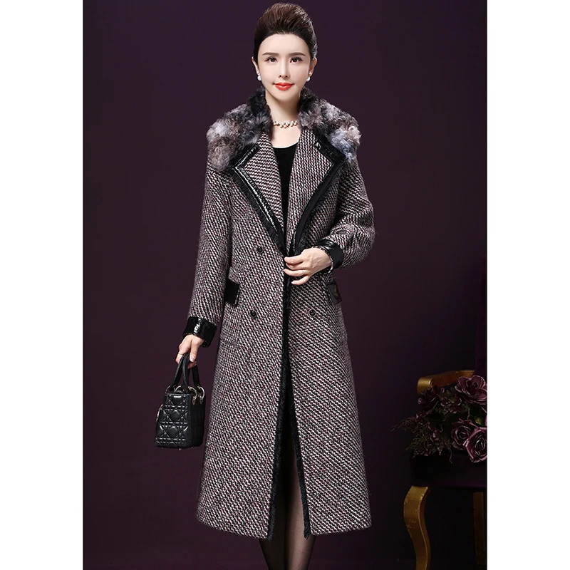 Женское шерстяное пальто с отворотом и поясом длинное большим меховым