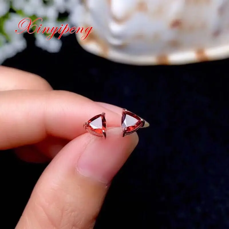 Xin yi peng 925 серебряные инкрустированные натуральный гранат Серьги женские серьги