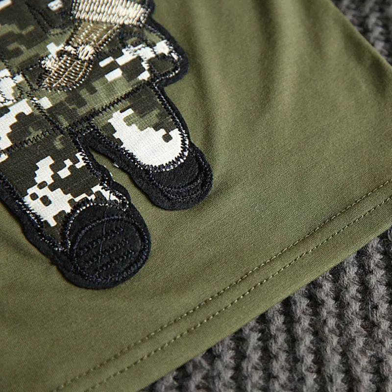 GEMTOT children's suit 2019 summer new boy casual cartoon cotton T-shirt five pants camouflage two-piece |