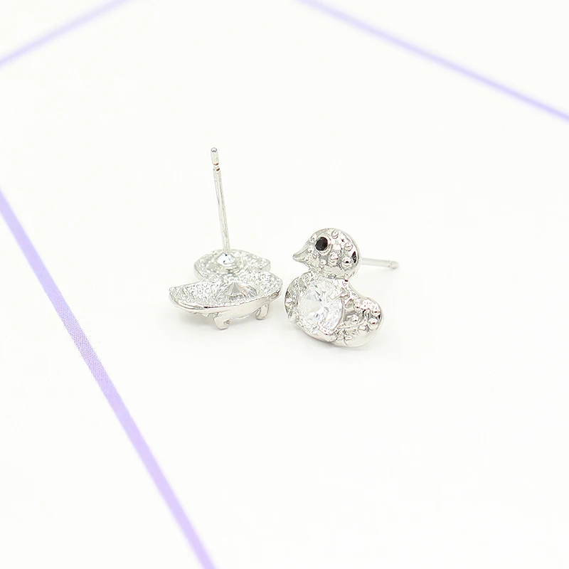 Cute Duck Shining Fashion Women Jewelry Kid Style Crystal Rhinestone Stud Earrings Female Bijoux Wholesale girl Gift C085 | Украшения и