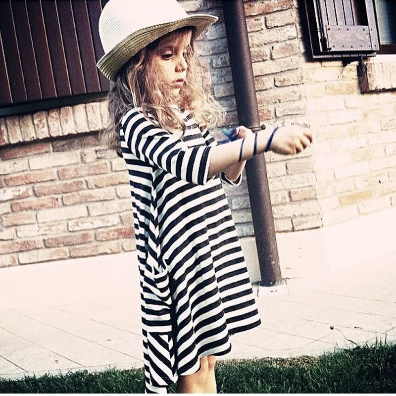 LILIGIRL/семейные рождественские одинаковые комплекты одежды; черно-белое Полосатое платье с карманами для мамы и дочки; платья для родителей и детей